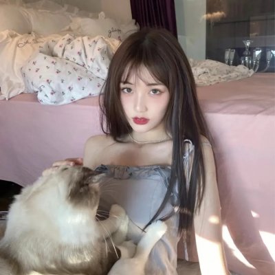 蒂拉和兰妮劫火车